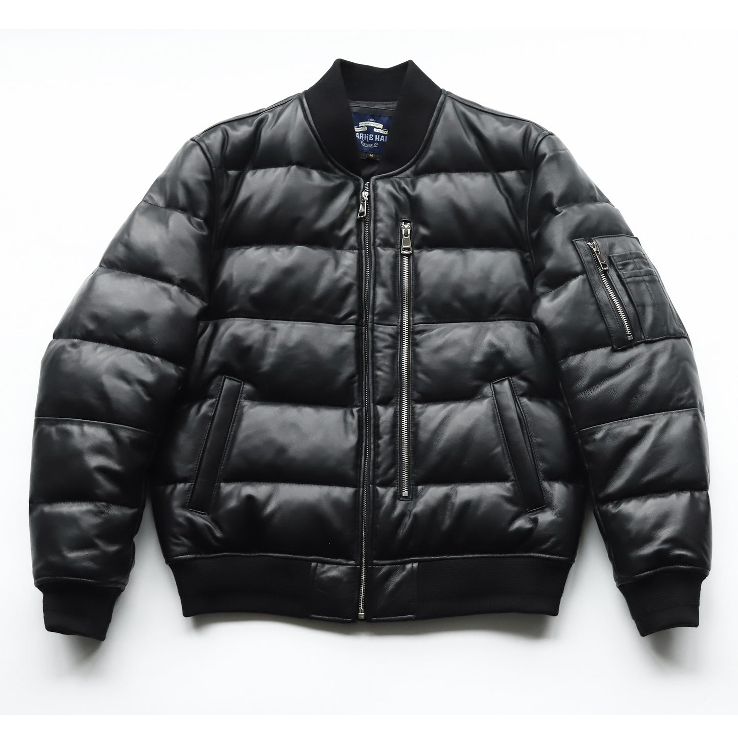 ニュージーランド産羊革で仕立てた、高級感を極めたレザーダウンジャケット【Y3200】